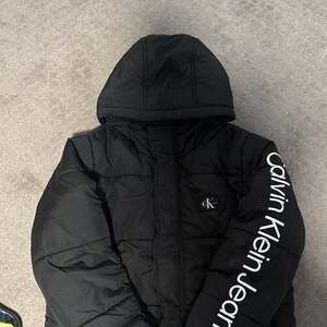 Calvin Klein Jeans Boys CKJ Wordmark Puffer Jacket